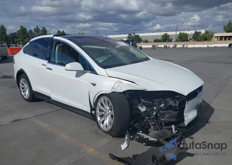 2016 Tesla Model X 60D/70D/75D/90D/P100D из США, поврежденный, VIN 5YJXCBE29GF016849